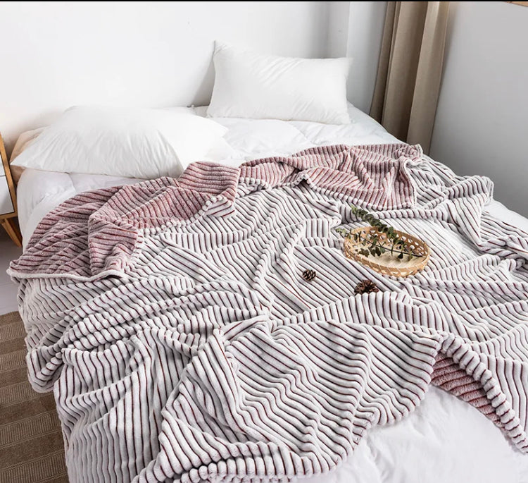 Soft Flannel Blanket | Unique Striped Line Pattern